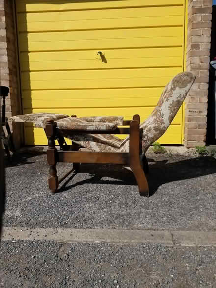 Photo of free Vintage 50s Armchair Recliner (51 farmer's close OX28) #2