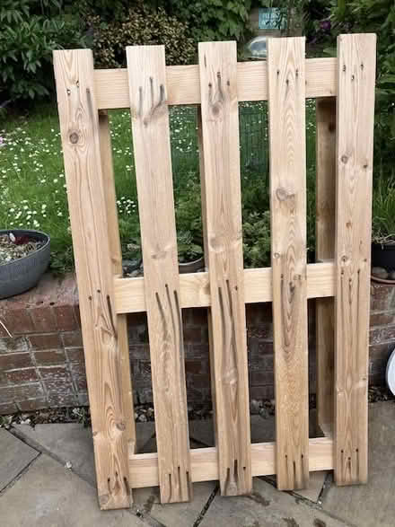 Photo of free Wooden pallet: clean, good condition (Craigleith EH4) #2