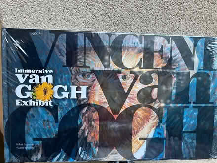 Photo of free Van Gogh book (Dufferin/Rogers) #1