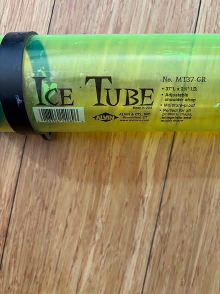 Photo of free Plastic cylinder for blueprints etc (Headington Hill OX3) #1