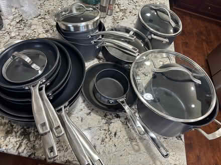 Photo of free Pots (Gatlin & I-95) #1