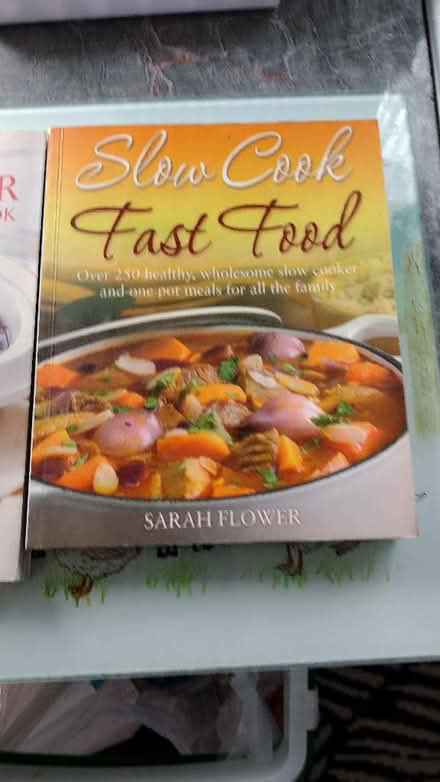 Photo of free Slow cooker books (Calow S44) #2