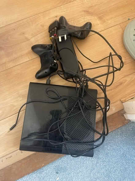 Photo of free X Box 360 (Blackheath) #1