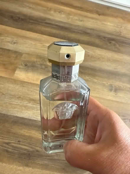 Photo of free Menâs cologne fragance (Common Edge FY4) #2