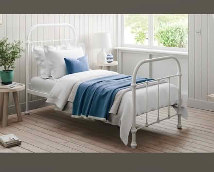 Photo of free Single metal bed frame (Upper Holloway N19) #2