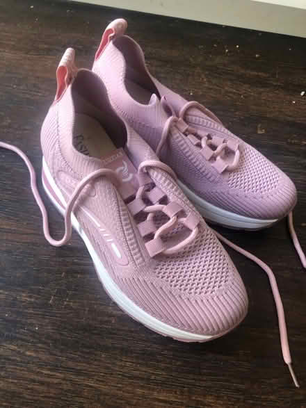 Photo of free Woman shoes (BN3) #2