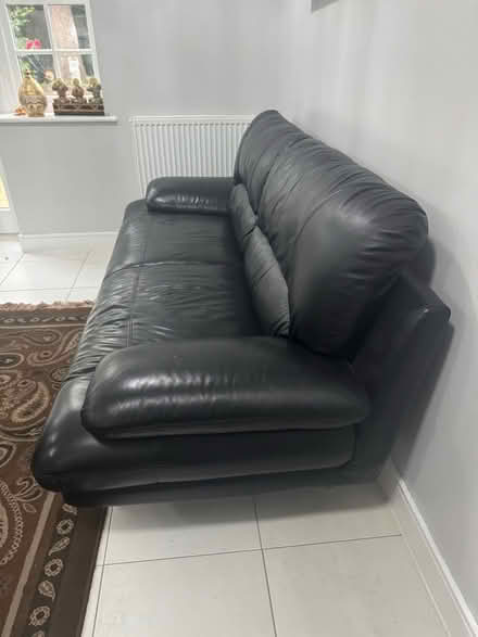 Photo of free Leather Sofa (Chipping Barnet EN5) #2