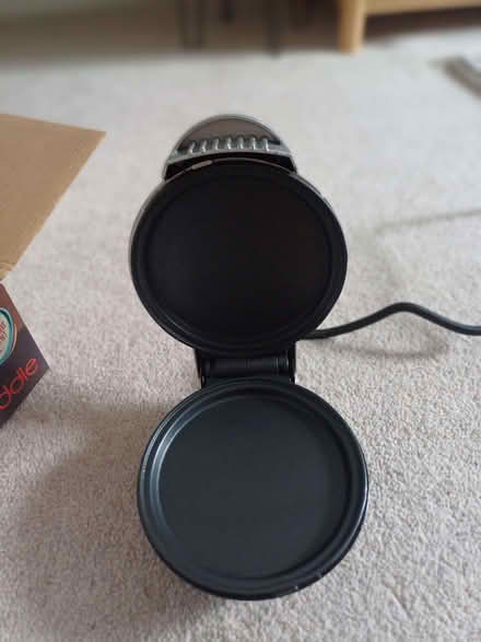 Photo of free Mini griddle (East Croydon CR0) #3