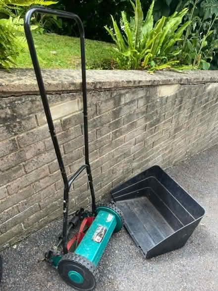 Photo of free Manual lawnmower (Tunbridge Wells) #1