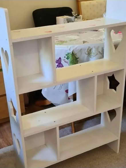 Photo of free Shelf for kids (Goldsworth Park GU21) #1