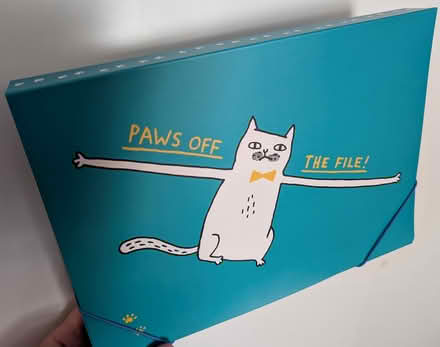 Photo of free 6 unused paper folders (GU12) #1