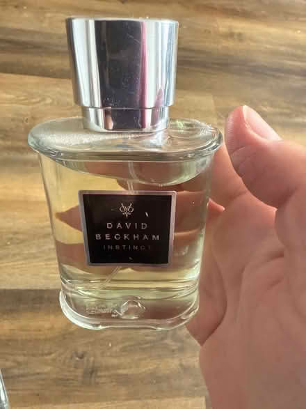 Photo of free Menâs cologne fragrance (Common Edge FY4) #2