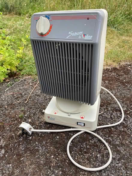 Photo of free Fan and fan heater (Sandford-on-Thames OX4) #1