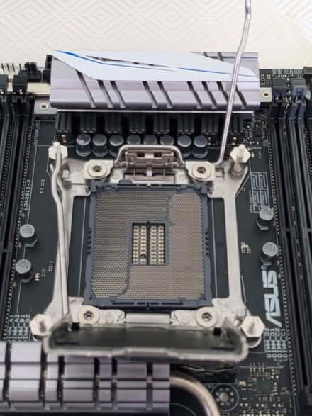 Photo of free Asus X-99 DELUXE II Motherboard (New Barnet EN5) #3