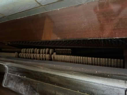 Photo of free Sames Piano (HP16) #3