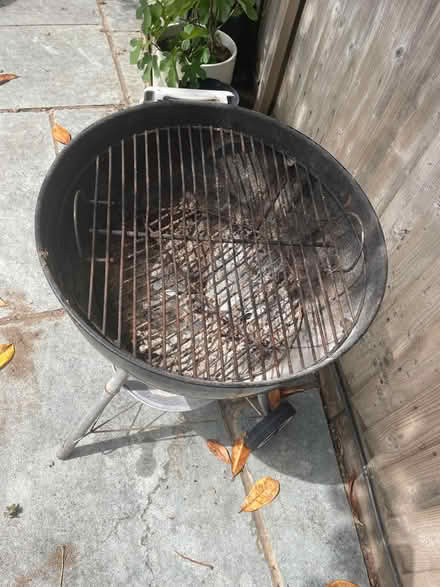 Photo of free Weber bbq (OX44 nuneham) #2
