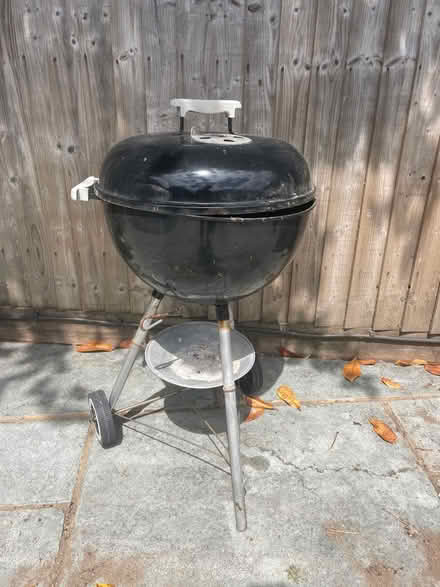 Photo of free Weber bbq (OX44 nuneham) #1