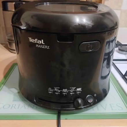 Photo of free Deep fat fryer (B13 Billesley) #3