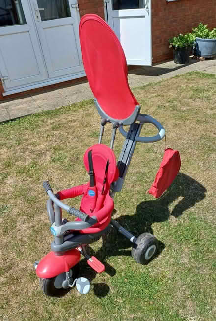 Photo of free Beautiful Children's Bike (Wanstead IG4) #1