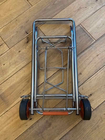 Photo of free Fold up sack truck (Earlsfield SW18) #3