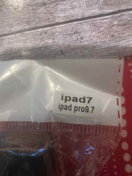 Photo of free iPad cover (Finchampstead RG40) #3