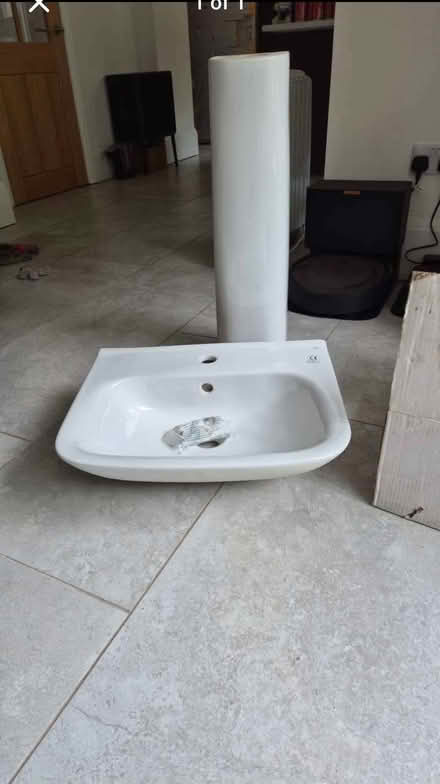 Photo of free White unused basin and pedestal. (Millhouses S7) #1