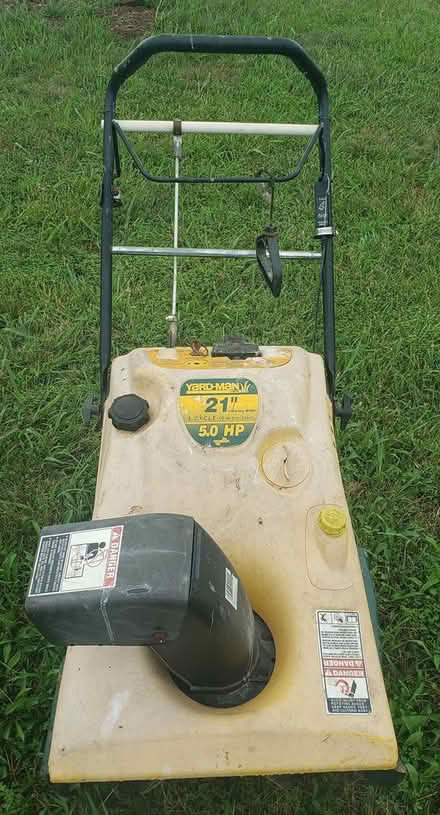 Photo of free Snowblower Yardman 21" 5 HP (Front Royal) #2