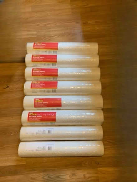 Photo of free White textured Wallpaper (Willesden green) #3