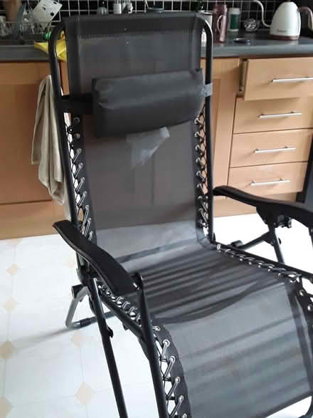 Photo of free Fold up sunchair (W91W2AW) #1