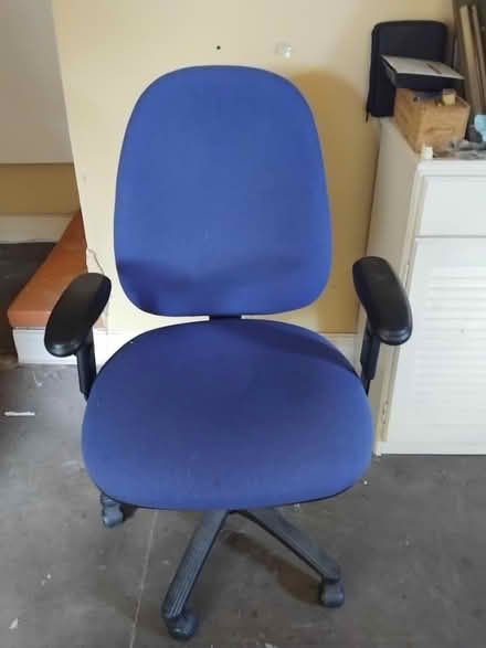 Photo of free Computer chair (BD9) #1