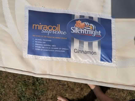 Photo of free SilentNight Kingsize 2+2 drawer divan bed & matress. (Warsash SO31) #1