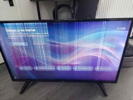 Photo of free 43" tv Luxor tv (GL51) #1