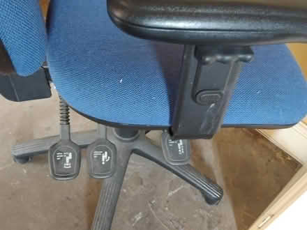 Photo of free Computer chair (BD9) #2