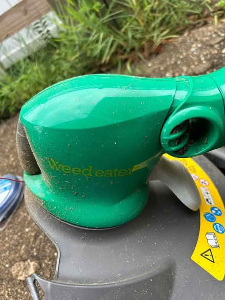 Photo of free Corded electric weed eater (Country Walk Dr. & Acorn Rd.) #3