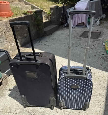 Photo of free 2 suitcases/stroller (Croydon. CR2 9) #2