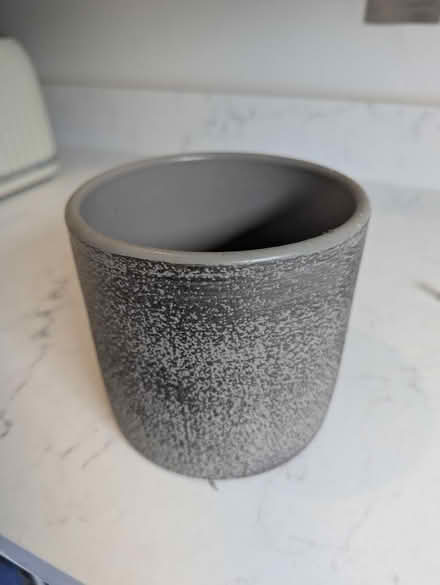Photo of free Grey flower pot (OX4 Boulter Street) #2