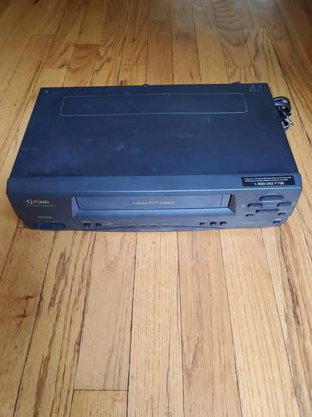 Photo of free VCR for parts (Novi, 10mile + Meadowbrook) #1