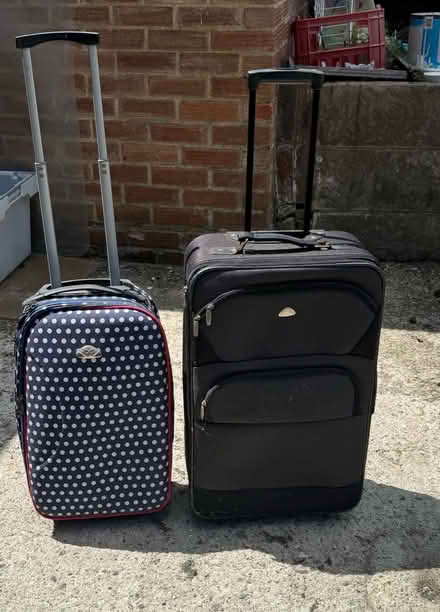 Photo of free 2 suitcases/stroller (Croydon. CR2 9) #1
