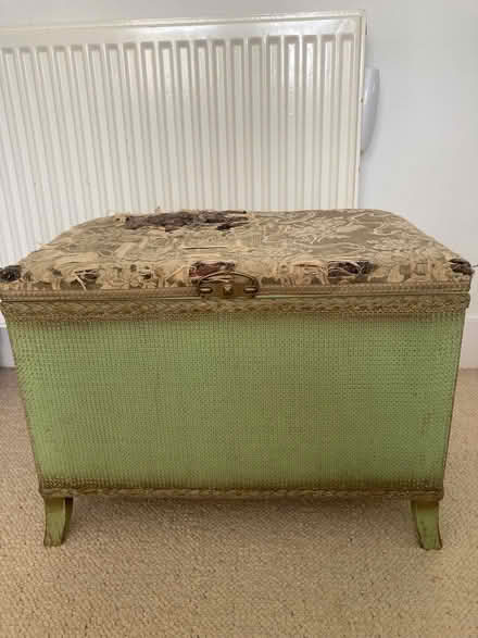 Photo of free PROJECT: upholstered box (Norham Manor OX2) #1