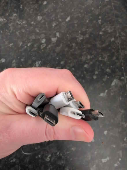 Photo of free 9 micro usb cables (SL6 furze platt) #2