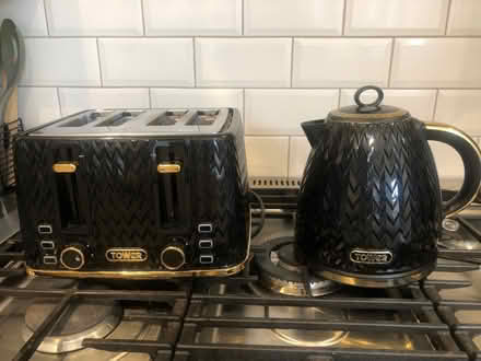 Photo of free Tower kettle and toaster set (Cavendish DE23) #1