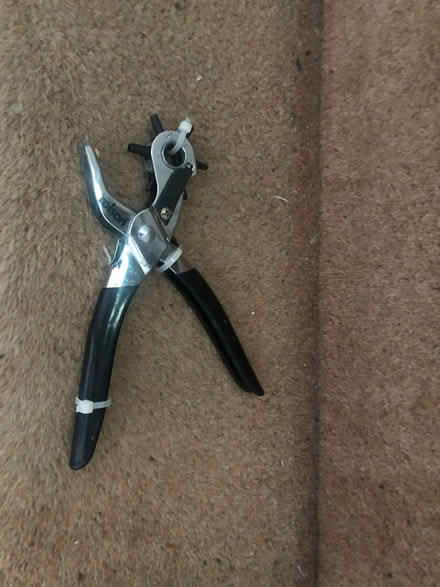 Photo of free Leather belt hole punch (Cavendish DE23) #1