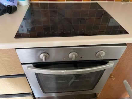 Photo of free Working oven and electric kitchen hob (New Court CB4) #1