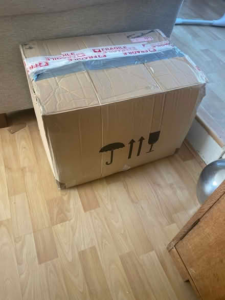 Photo of Medium size box (Thornton Heath) #1