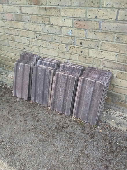 Photo of free Roof tiles (Dean Court OX2) #1