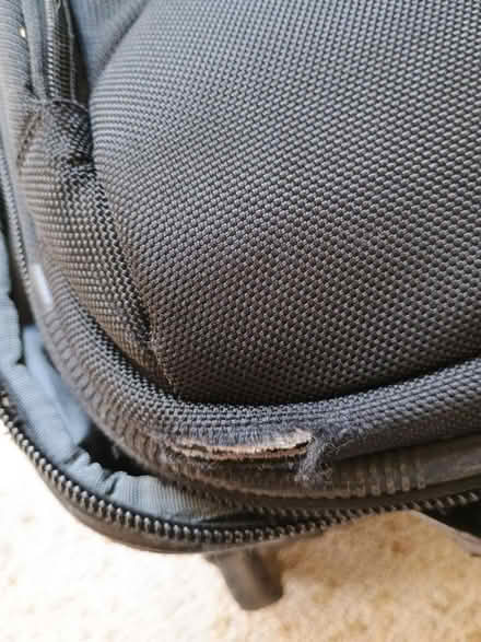 Photo of free Eagle creek suitcase, zip broken (Nether Edge, S7) #3