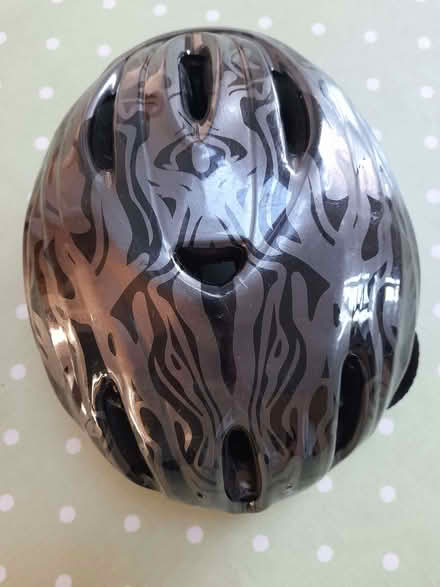 Photo of free Cycle Helmet (Kidlington OX5) #2