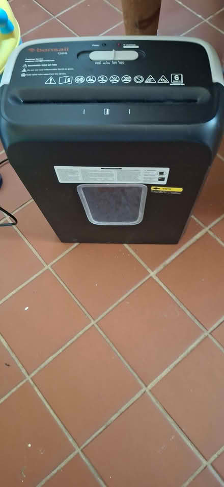 Photo of free Crosscut shredder (West Malvern CP WR14) #1