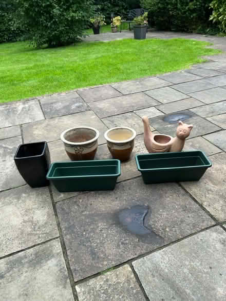 Photo of free Garden pots (darwen BB3) #3