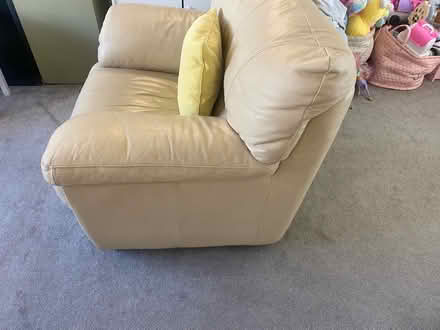 Photo of free White leather Armchair (CM12) #2